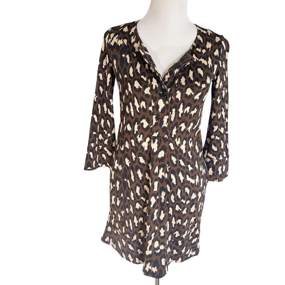 DVF Diane von Furstenberg Vintage Shirt Dress Size 2 Gaby Silk Animal Print